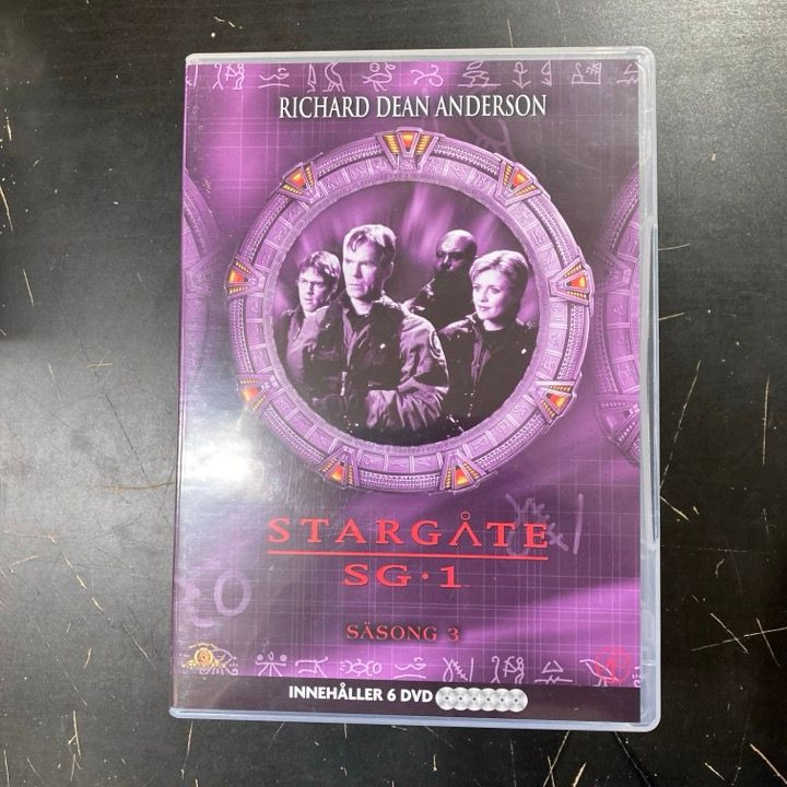 Stargate SG-1 - Kausi 3 6DVD (VG+-M-/M-) -tv-sarja-